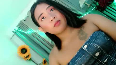 Cassandra Madrigal online show from 02-03-26, 10:53