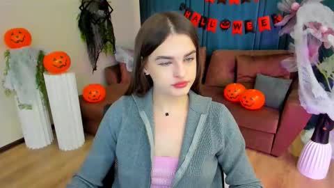 Amanda online show from 10-27-25, 04:05