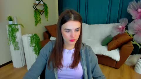 Snapshot of finalaccord chatting on 04-21-26, 10:21 Amanda online show from 04-21-26, 10:21