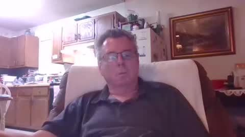 Snapshot of finderfiner chatting on 05-19-26, 11:44 finderfiner online show from 05-19-26, 11:44