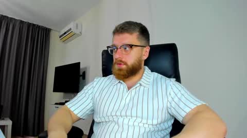 FindomGuyXXX online show from 04-11-26, 09:46