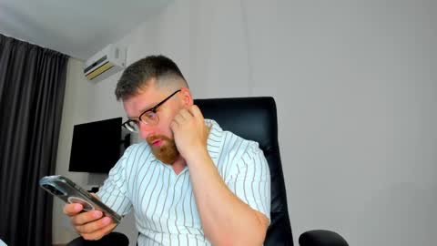 FindomGuyXXX online show from 04-14-26, 09:48