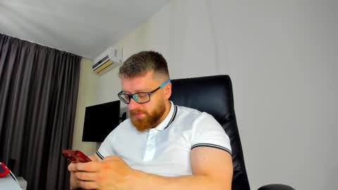FindomGuyXXX online show from 04-16-26, 10:27