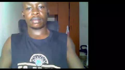 Snapshot of fineebony chatting on 05-17-26, 03:48 HOT AND SWEET online show from 05-17-26, 03:48
