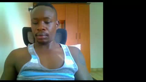 Snapshot of fineebony chatting on 05-22-26, 05:14 HOT AND SWEET online show from 05-22-26, 05:14
