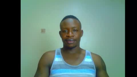 Snapshot of fineebony chatting on 06-16-26, 07:05 HOT AND SWEET online show from 06-16-26, 07:05