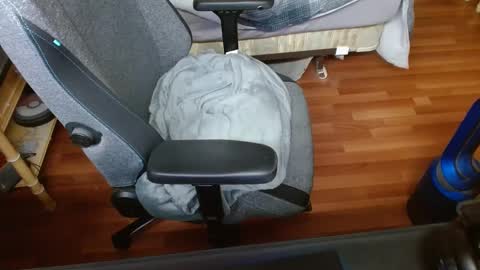 Snapshot of fingerpoppingeachother chatting on 01-04-25, 03:07 fingerpoppingeachother online show from 01-04-25, 03:07