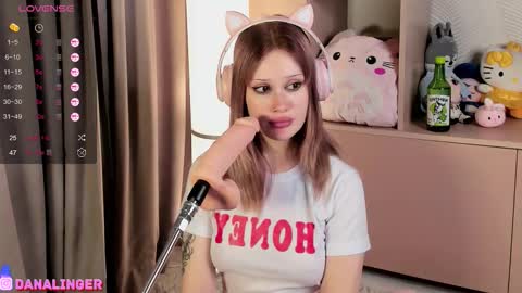 Hey. im DANA Free Lush and Domi control in pvt online show from 11-15-25, 08:38