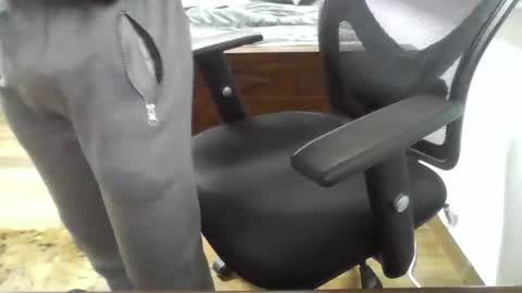 finn online show from 02-01-25, 11:58