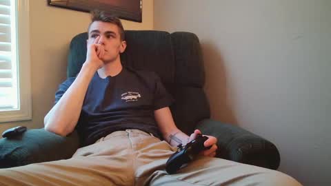 Snapshot of finnabun33 chatting on 04-30-26, 10:14 Jake I am Bicurious online show from 04-30-26, 10:14