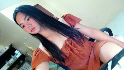 Snapshot of fionie_xxx chatting on 04-19-26, 03:44 FIONA online show from 04-19-26, 03:44