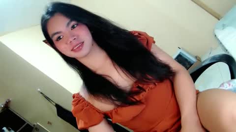 Snapshot of fionie_xxx chatting on 05-09-26, 11:32 FIONA online show from 05-09-26, 11:32