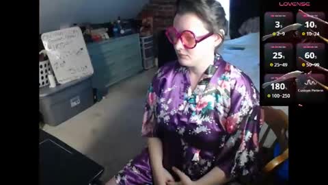 Fionna online show from 05-22-26, 05:51