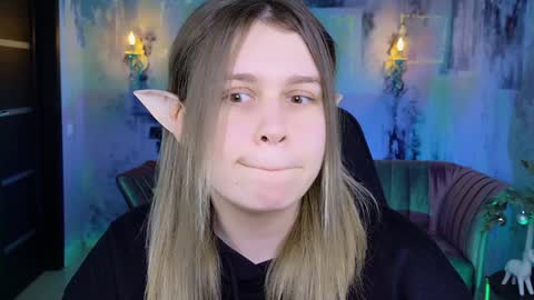 fiora online show from 01-04-25, 08:06