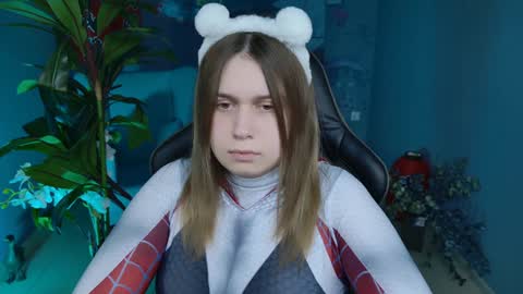 fiora online show from 01-07-25, 11:05