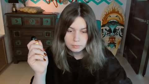 fiora online show from 02-14-25, 09:34