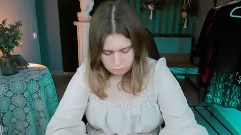 fiora online show from 02-28-25, 12:42