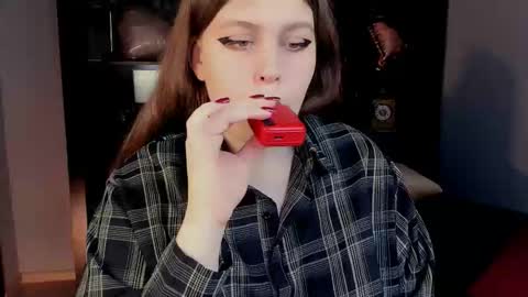 fiora online show from 02-15-26, 07:51