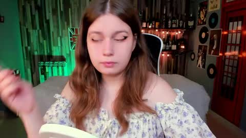 fiora online show from 04-15-26, 06:20