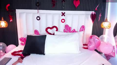 Snapshot of firedollx chatting on 02-15-26, 07:51 Firedoll online show from 02-15-26, 07:51