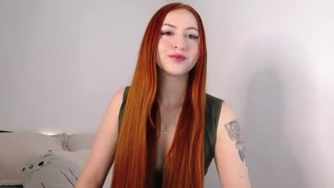 Snapshot of fireeprincess chatting on 06-25-26, 04:56 Princess Tianna online show from 06-25-26, 04:56