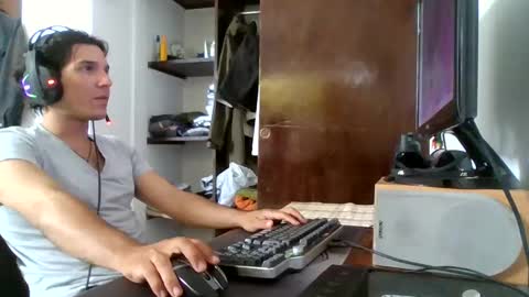 Ricardo online show from 01-03-25, 04:59