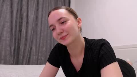 fireflies_fly_ online show from 11-16-25, 07:41