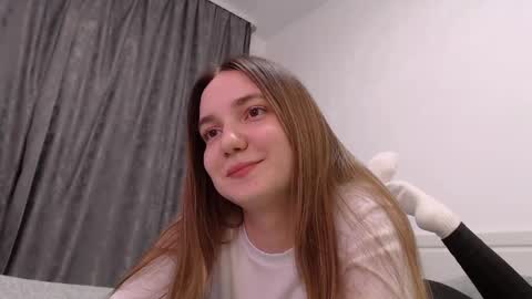 fireflies_fly_ online show from 11-27-25, 09:28