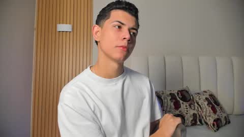 Nicolas online show from 01-14-26, 12:55