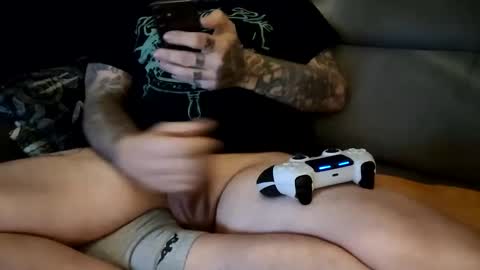 Snapshot of firestarter3517 chatting on 12-09-24, 01:07 Sam aus Hamburg online show from 12-09-24, 01:07