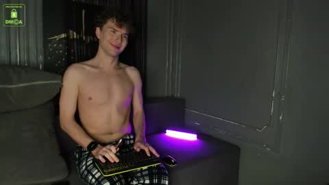 Sexy Tony online show from 10-11-25, 10:25