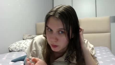 Sara online show from 01-12-25, 07:21