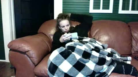 Snapshot of firsttime_freak chatting on 12-20-25, 12:18 FirstTimeFeak online show from 12-20-25, 12:18