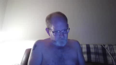 Hercomeonmyface online show from 02-23-25, 01:46