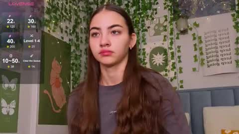 Ashle online show from 12-14-25, 04:07