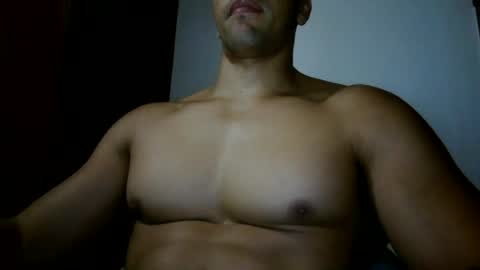 Snapshot of fitchestabs_69 chatting on 07-08-26, 09:19 fitchestabs_69 online show from 07-08-26, 09:19