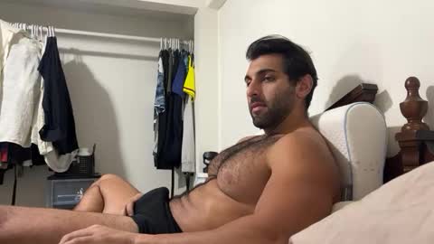 fitcurvyman4fun_69 online show from 10-24-25, 11:56