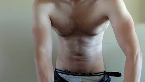 Snapshot of fithubby80 chatting on 10-08-25, 06:49 fithubby80 online show from 10-08-25, 06:49