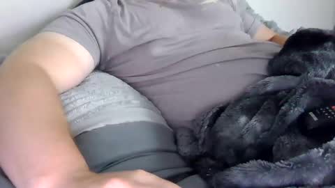 Snapshot of fitsutd23 chatting on 09-10-25, 05:24 fitsutd23 online show from 09-10-25, 05:24