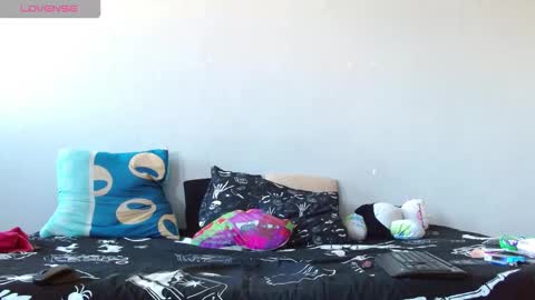 Snapshot of flacapaisa chatting on 10-04-25, 09:35 nova online show from 10-04-25, 09:35