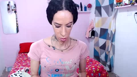 Snapshot of flacats23cm chatting on 07-21-26, 06:54 flats23cm online show from 07-21-26, 06:54