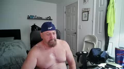 Florida guy online show from 01-09-25, 05:02