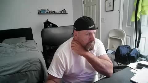 Florida guy online show from 01-10-25, 02:57