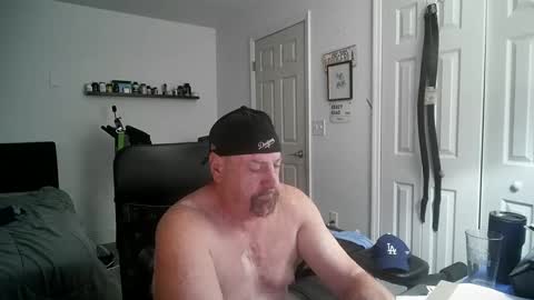 Florida guy online show from 09-26-25, 01:53