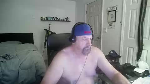 Florida guy online show from 12-22-25, 06:05