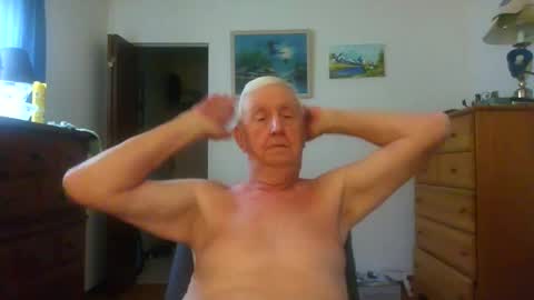 flamale65to online show from 06-10-26, 05:34