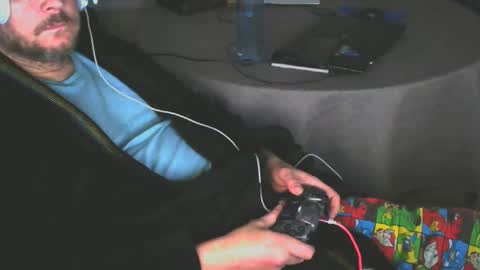 flashy49 online show from 12-22-25, 05:15