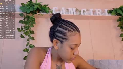 Snapshot of flavia_cruz chatting on 06-21-26, 11:57 Flavia online show from 06-21-26, 11:57