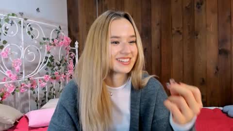 Amina online show from 11-12-25, 03:12