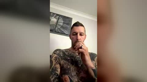 fletcher1985 online show from 07-04-26, 07:47